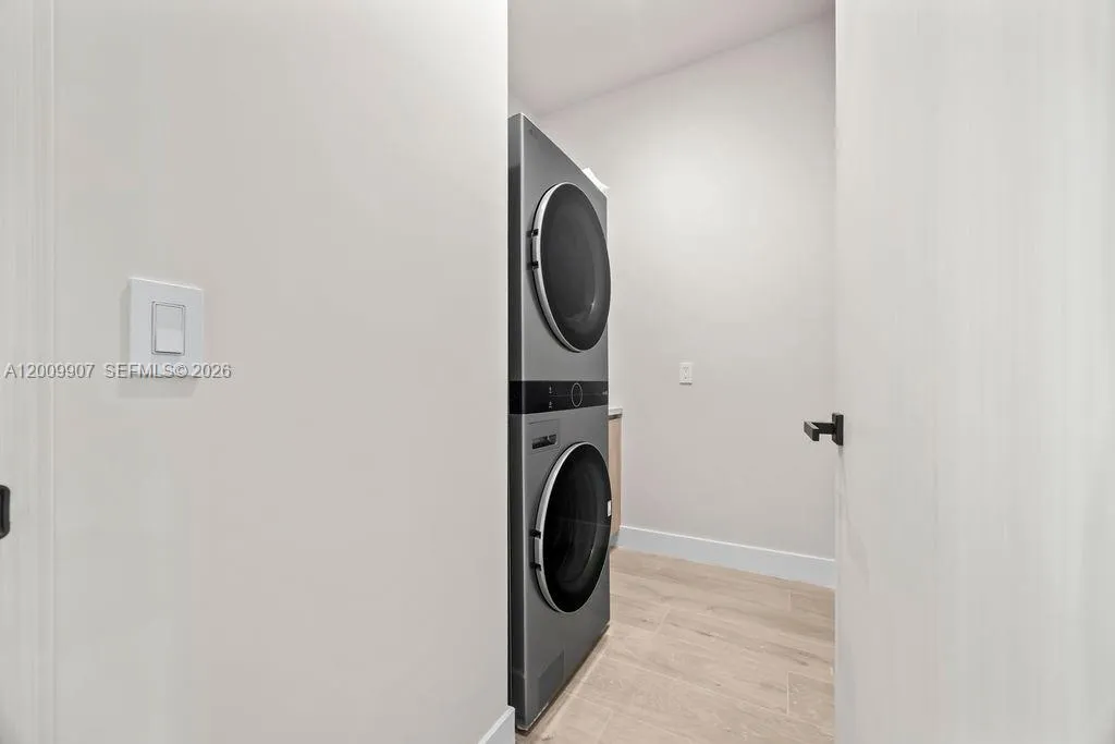 1137 Ne 11th Ave, Fort Lauderdale, Florida 33301, Fort Lauderdale, Florida 33301, 4 Bedrooms Bedrooms, ,3 BathroomsBathrooms,Residential,For Sale,1137 Ne 11th Ave, Fort Lauderdale, Florida 33301,A12009907