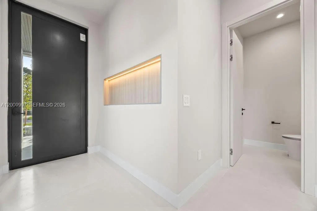 1137 Ne 11th Ave, Fort Lauderdale, Florida 33301, Fort Lauderdale, Florida 33301, 4 Bedrooms Bedrooms, ,3 BathroomsBathrooms,Residential,For Sale,1137 Ne 11th Ave, Fort Lauderdale, Florida 33301,A12009907