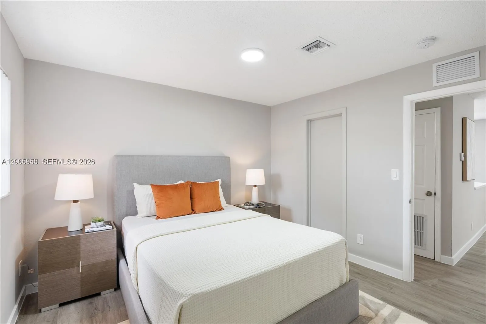 452 Sw 4th Ave 2, Fort Lauderdale, Florida 33315, Fort Lauderdale, Florida 33315, 2 Bedrooms Bedrooms, ,1 BathroomBathrooms,Residential Lease,For Rent,452 Sw 4th Ave 2, Fort Lauderdale, Florida 33315,A12005958