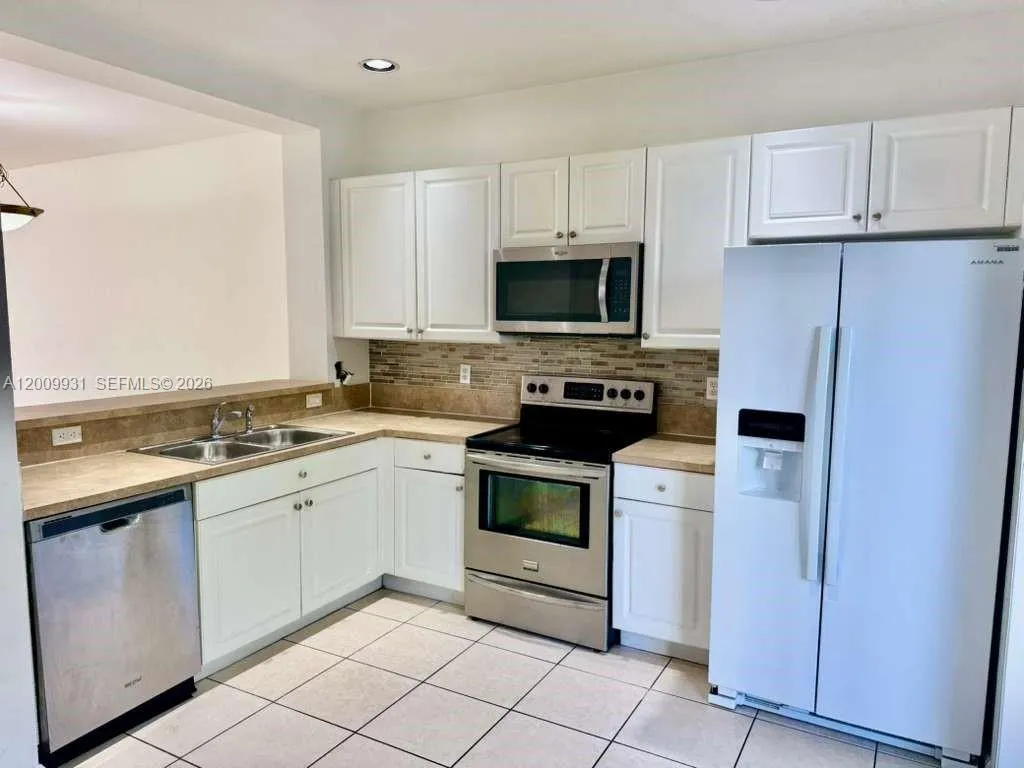 669 Nw 42nd Ave, Plantation, Florida 33317, Plantation, Florida 33317, 2 Bedrooms Bedrooms, ,2 BathroomsBathrooms,Residential,For Sale,669 Nw 42nd Ave, Plantation, Florida 33317,A12009931
