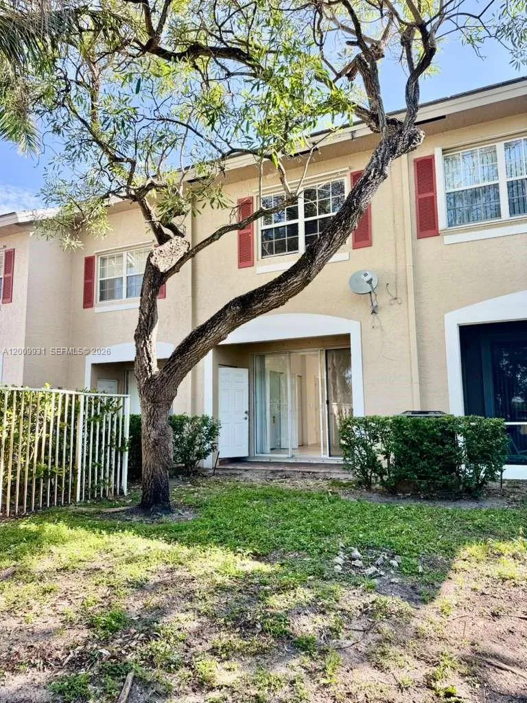 669 Nw 42nd Ave, Plantation, Florida 33317, Plantation, Florida 33317, 2 Bedrooms Bedrooms, ,2 BathroomsBathrooms,Residential,For Sale,669 Nw 42nd Ave, Plantation, Florida 33317,A12009931