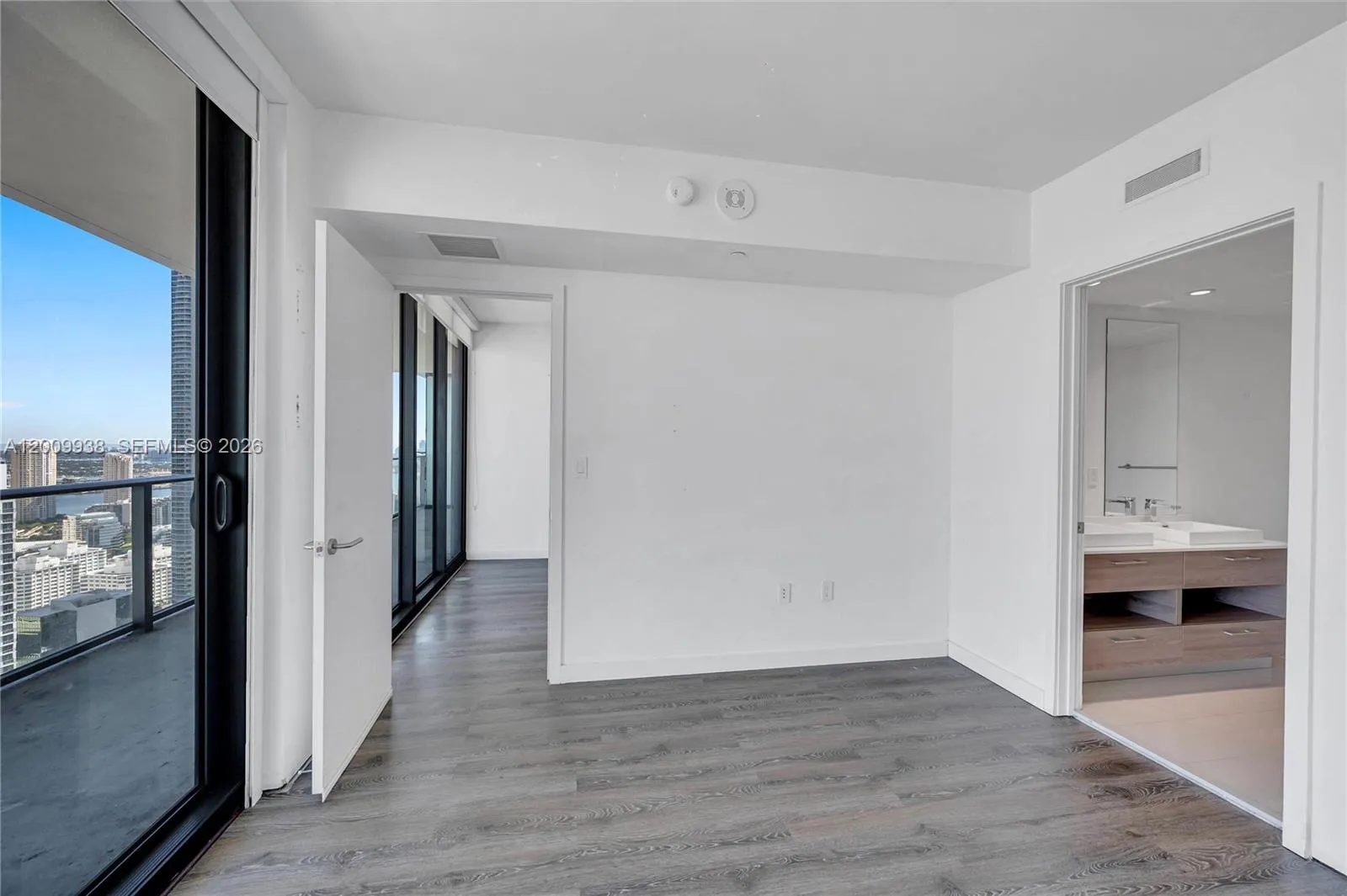 1300 S Miami Ave 4711, Miami, Florida 33130, Miami, Florida 33130, 2 Bedrooms Bedrooms, ,2 BathroomsBathrooms,Residential,For Sale,1300 S Miami Ave 4711, Miami, Florida 33130,A12009938