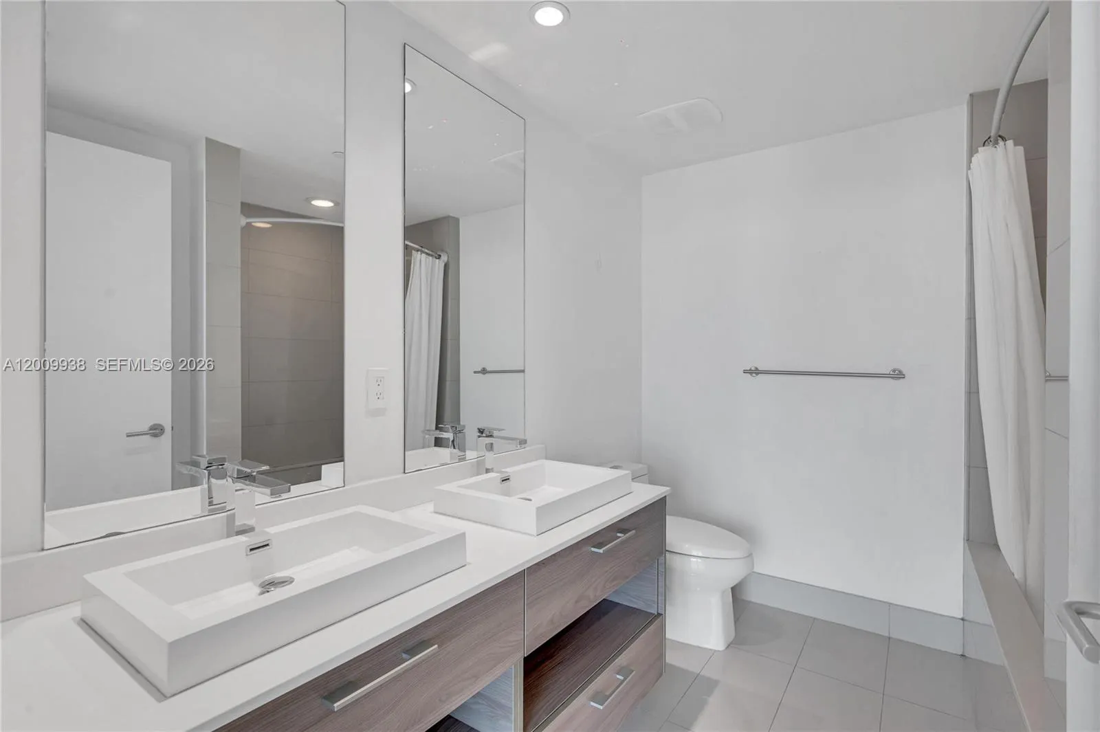 1300 S Miami Ave 4711, Miami, Florida 33130, Miami, Florida 33130, 2 Bedrooms Bedrooms, ,2 BathroomsBathrooms,Residential,For Sale,1300 S Miami Ave 4711, Miami, Florida 33130,A12009938