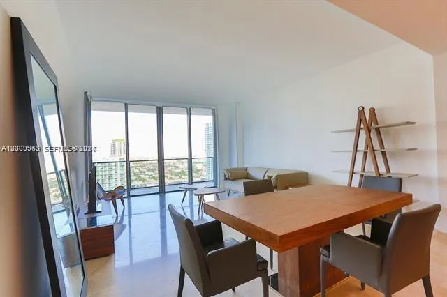 68 Se 6th St 3210, Miami, Florida 33131, Miami, Florida 33131, 2 Bedrooms Bedrooms, ,2 BathroomsBathrooms,Residential Lease,For Rent,68 Se 6th St 3210, Miami, Florida 33131,A12009963