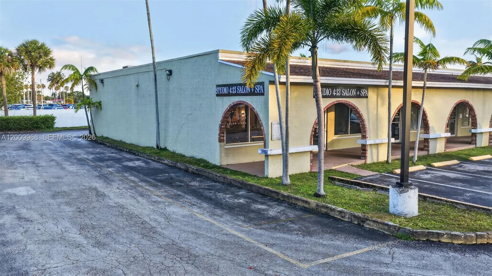 Turnkey Beauty Salon & Spa For Sale In Palmett, Palmetto Bay, Florida 33157, ,Business Opportunity,For Sale,Turnkey Beauty Salon & Spa For Sale In Palmett,A12009968