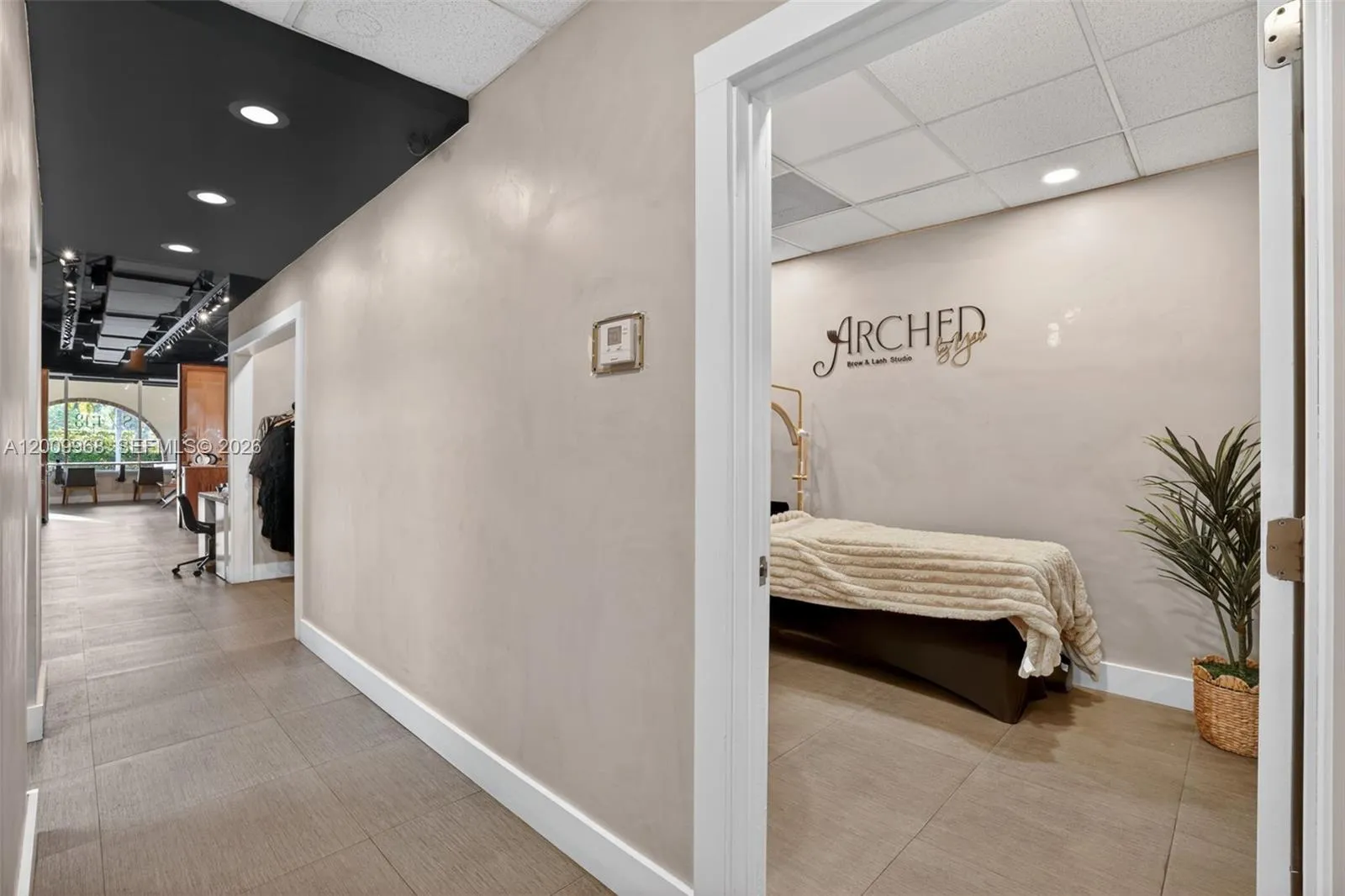 Turnkey Beauty Salon & Spa For Sale In Palmett, Palmetto Bay, Florida 33157, ,Business Opportunity,For Sale,Turnkey Beauty Salon & Spa For Sale In Palmett,A12009968