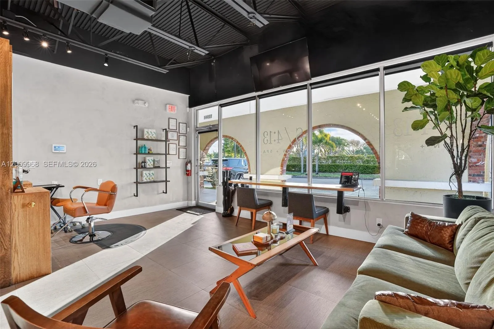 Turnkey Beauty Salon & Spa For Sale In Palmett, Palmetto Bay, Florida 33157, ,Business Opportunity,For Sale,Turnkey Beauty Salon & Spa For Sale In Palmett,A12009968