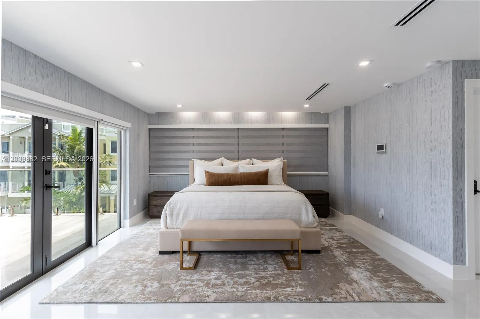 5601 N Ocean Dr 5601, Hollywood, Florida 33019, Hollywood, Florida 33019, 5 Bedrooms Bedrooms, ,4 BathroomsBathrooms,Residential Lease,For Rent,5601 N Ocean Dr 5601, Hollywood, Florida 33019,A12009882