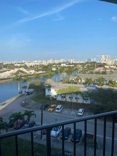 16450 Miami Dr 704, North Miami Beach, Florida 331, North Miami Beach, Florida 33162, 1 Bedroom Bedrooms, ,1 BathroomBathrooms,Residential Lease,For Rent,16450 Miami Dr 704, North Miami Beach, Florida 331,A12010024