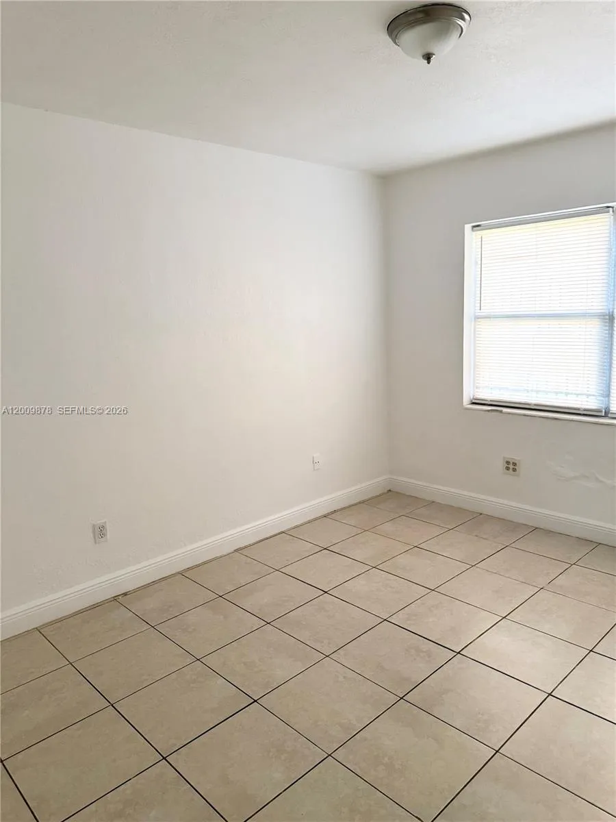 1990 Nw 183rd St 8, Miami Gardens, Florida 33056, Miami Gardens, Florida 33056, 2 Bedrooms Bedrooms, ,2 BathroomsBathrooms,Residential Lease,For Rent,1990 Nw 183rd St 8, Miami Gardens, Florida 33056,A12009878