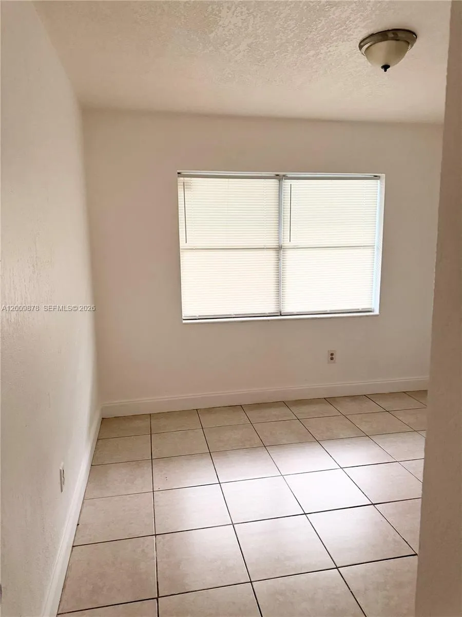 1990 Nw 183rd St 8, Miami Gardens, Florida 33056, Miami Gardens, Florida 33056, 2 Bedrooms Bedrooms, ,2 BathroomsBathrooms,Residential Lease,For Rent,1990 Nw 183rd St 8, Miami Gardens, Florida 33056,A12009878