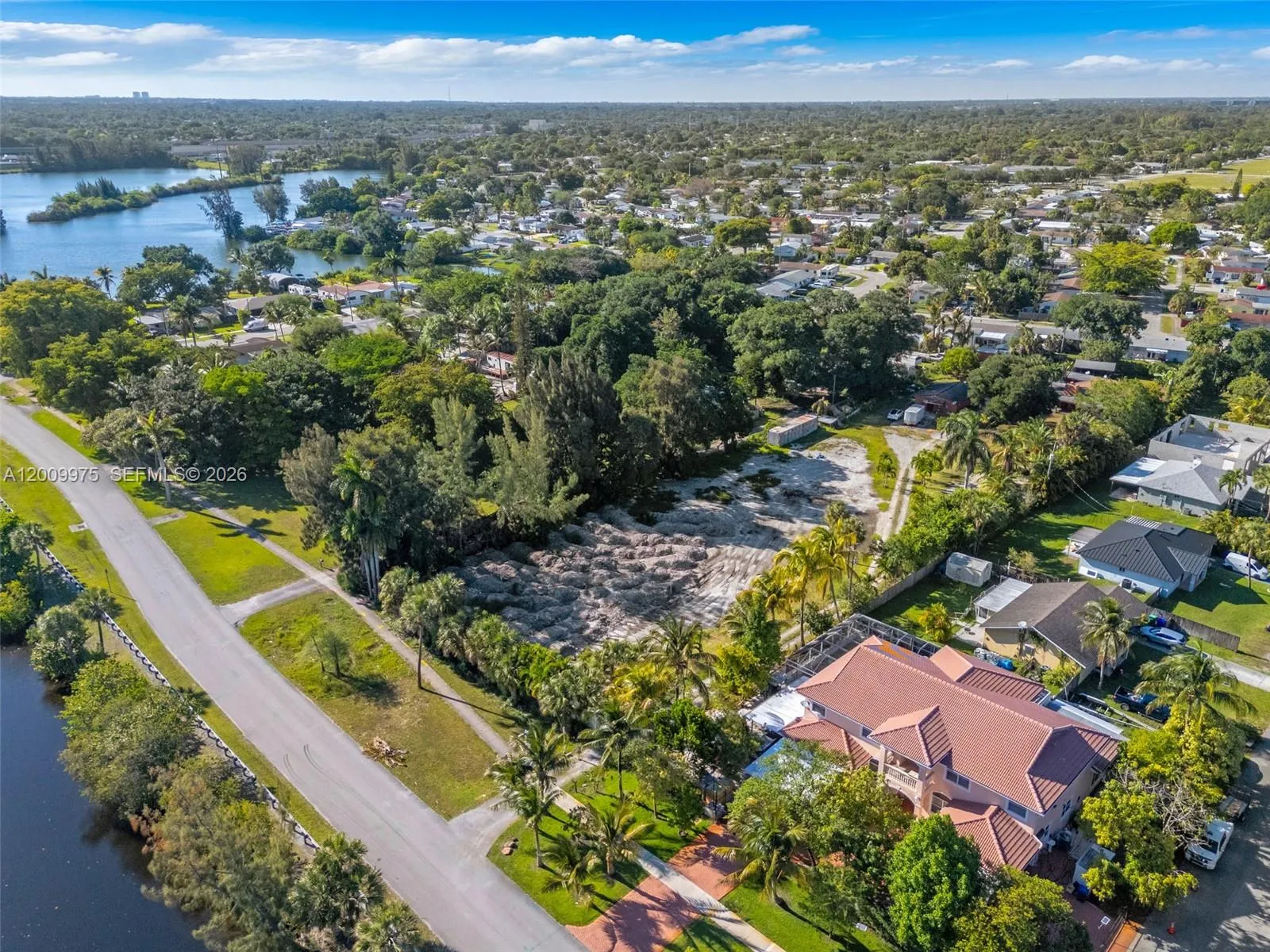 4351 Sw 25th St, Fort Lauderdale, Florida 33317, Fort Lauderdale, Florida 33317, 6 Bedrooms Bedrooms, ,7 BathroomsBathrooms,Residential,For Sale,4351 Sw 25th St, Fort Lauderdale, Florida 33317,A12009975