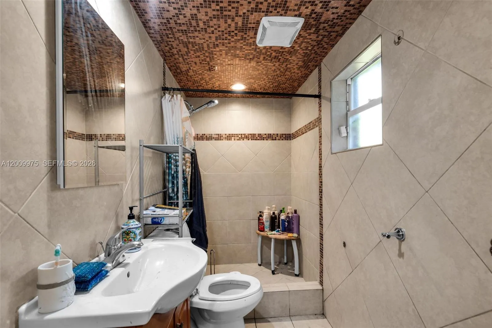 4351 Sw 25th St, Fort Lauderdale, Florida 33317, Fort Lauderdale, Florida 33317, 6 Bedrooms Bedrooms, ,7 BathroomsBathrooms,Residential,For Sale,4351 Sw 25th St, Fort Lauderdale, Florida 33317,A12009975