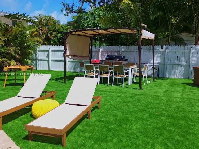 1435 Grant St, Hollywood, Florida 33020, Hollywood, Florida 33020, 4 Bedrooms Bedrooms, ,2 BathroomsBathrooms,Residential,For Sale,1435 Grant St, Hollywood, Florida 33020,A12009934