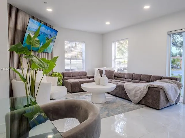 1435 Grant St, Hollywood, Florida 33020, Hollywood, Florida 33020, 4 Bedrooms Bedrooms, ,2 BathroomsBathrooms,Residential,For Sale,1435 Grant St, Hollywood, Florida 33020,A12009934