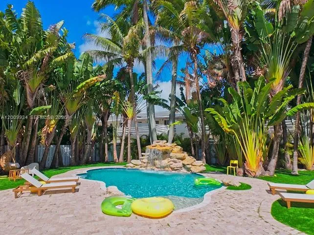 1435 Grant St, Hollywood, Florida 33020, Hollywood, Florida 33020, 4 Bedrooms Bedrooms, ,2 BathroomsBathrooms,Residential,For Sale,1435 Grant St, Hollywood, Florida 33020,A12009934