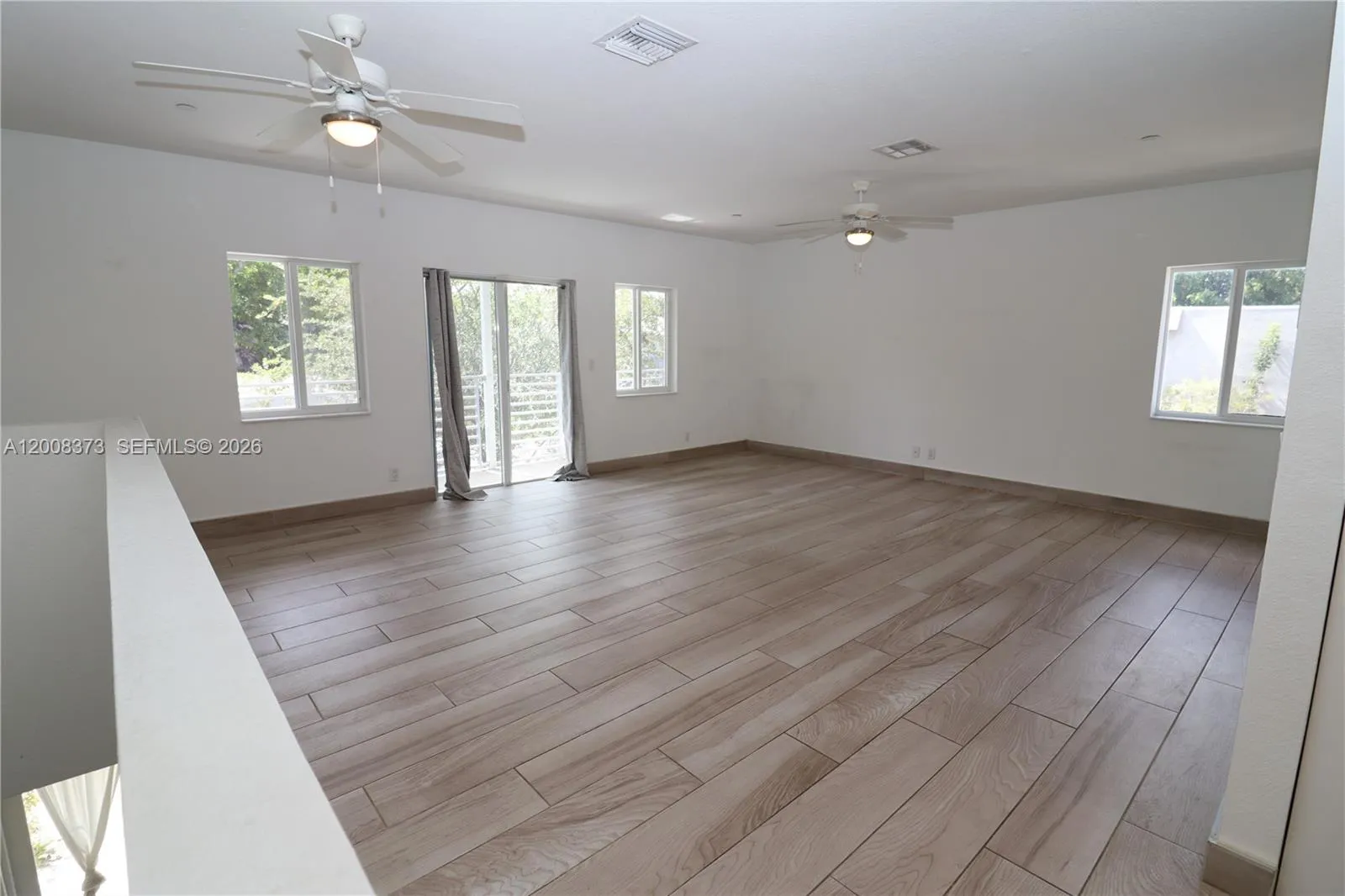 605 Ne 28th St 1, Wilton Manors, Florida 33334, Wilton Manors, Florida 33334, 3 Bedrooms Bedrooms, ,3 BathroomsBathrooms,Residential Lease,For Rent,605 Ne 28th St 1, Wilton Manors, Florida 33334,A12008373