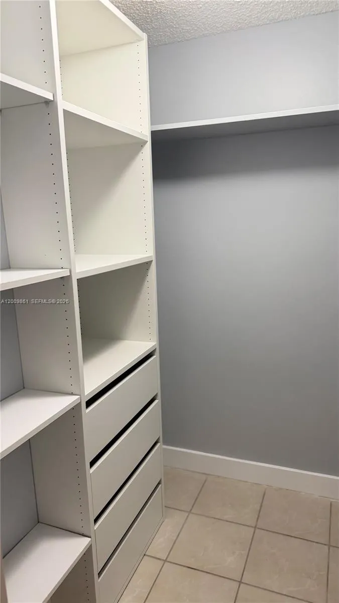 16465 Ne 22nd Ave 105, North Miami Beach, Florida, North Miami Beach, Florida 33160, 1 Bedroom Bedrooms, ,1 BathroomBathrooms,Residential Lease,For Rent,16465 Ne 22nd Ave 105, North Miami Beach, Florida ,A12009861