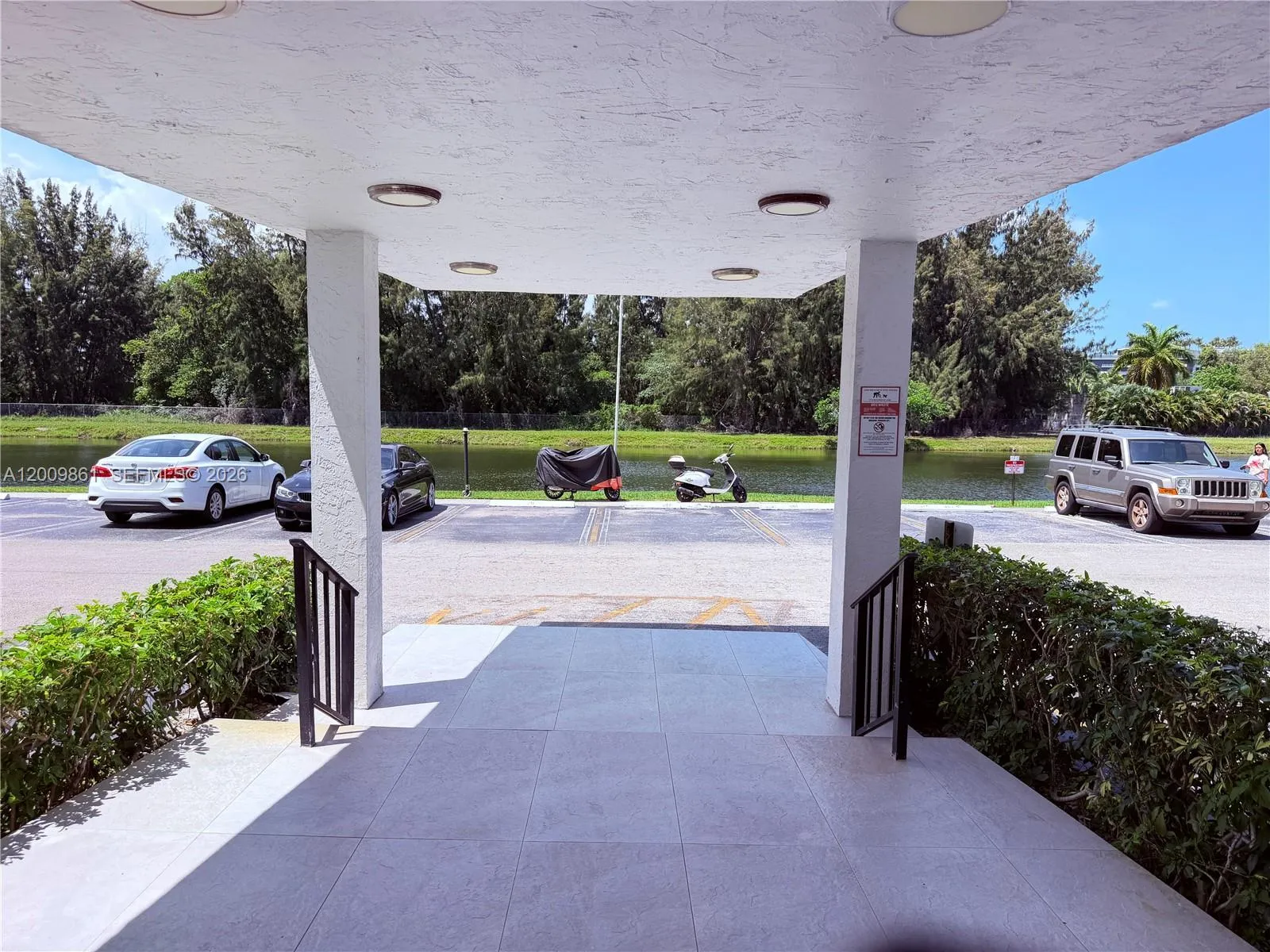 16465 Ne 22nd Ave 105, North Miami Beach, Florida, North Miami Beach, Florida 33160, 1 Bedroom Bedrooms, ,1 BathroomBathrooms,Residential Lease,For Rent,16465 Ne 22nd Ave 105, North Miami Beach, Florida ,A12009861