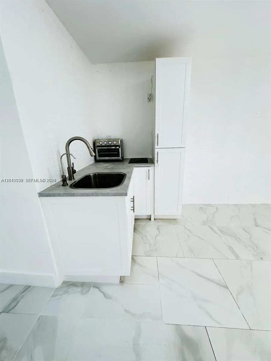 2320 Sw 44th St A, Fort Lauderdale, Florida 33312, Fort Lauderdale, Florida 33312, 2 Bedrooms Bedrooms, ,2 BathroomsBathrooms,Residential Lease,For Rent,2320 Sw 44th St A, Fort Lauderdale, Florida 33312,A12010039