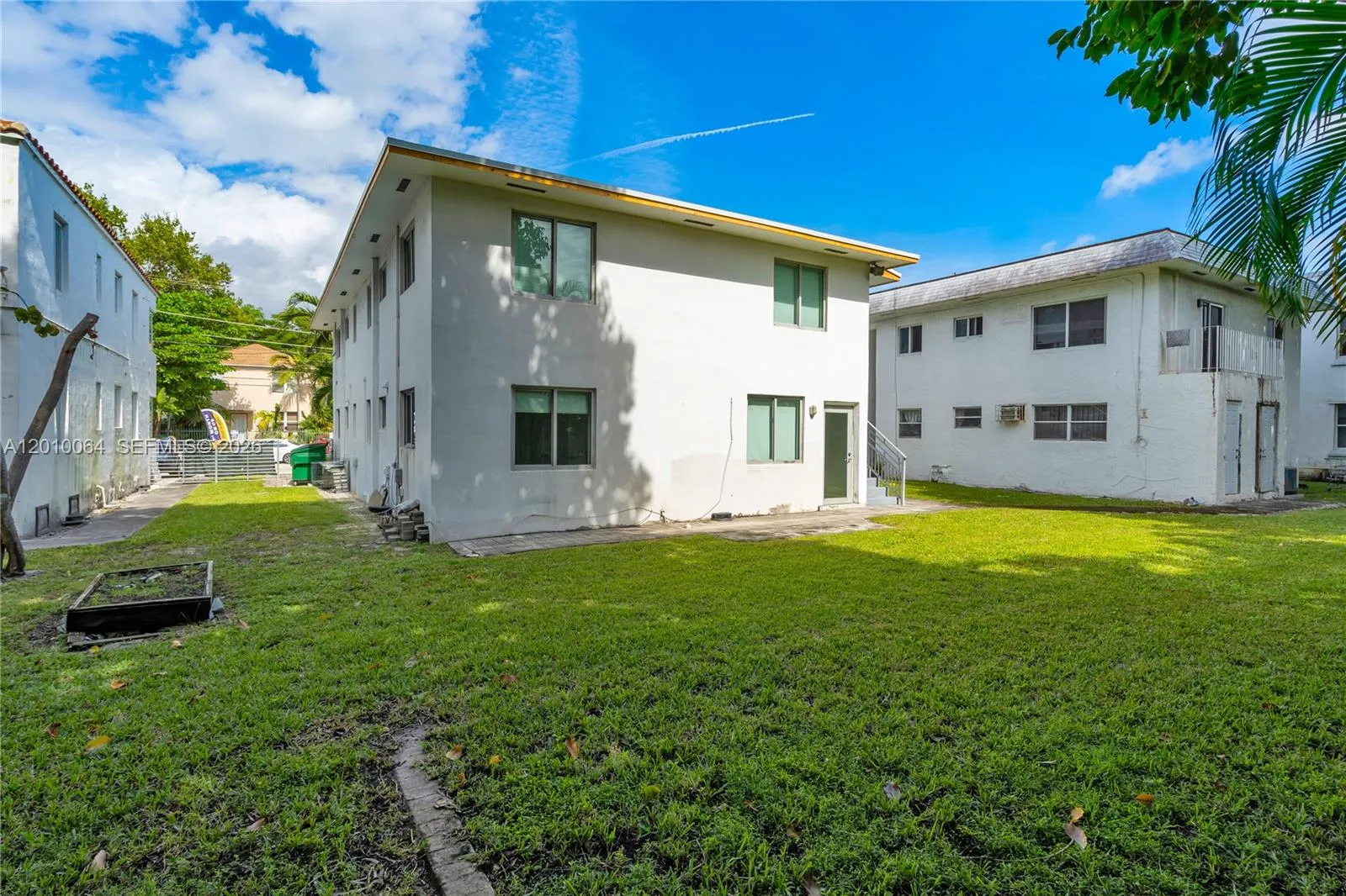 560 Ne 63rd St, Miami, Florida 33138, Miami, Florida 33138, ,Residential Income,For Sale,560 Ne 63rd St, Miami, Florida 33138,A12010064