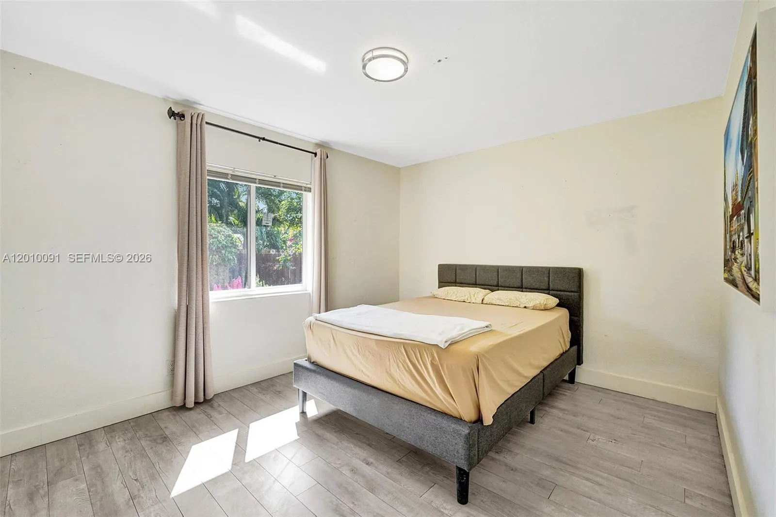 Fourth bedroom