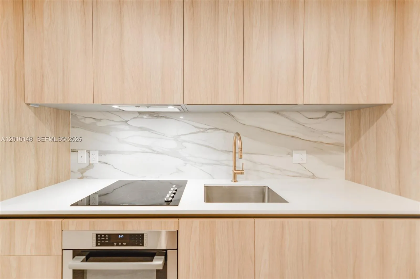 77 Se 5 Street 2604, Miami, Florida 33131, Miami, Florida 33131, ,1 BathroomBathrooms,Residential Lease,For Rent,77 Se 5 Street 2604, Miami, Florida 33131,A12010148