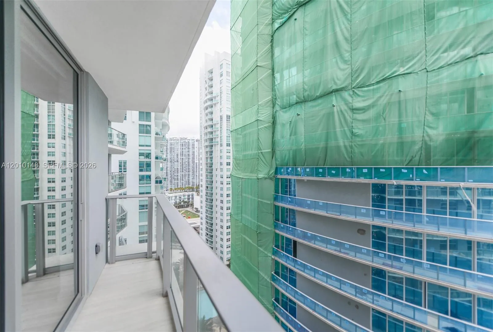 77 Se 5 Street 2604, Miami, Florida 33131, Miami, Florida 33131, ,1 BathroomBathrooms,Residential Lease,For Rent,77 Se 5 Street 2604, Miami, Florida 33131,A12010148