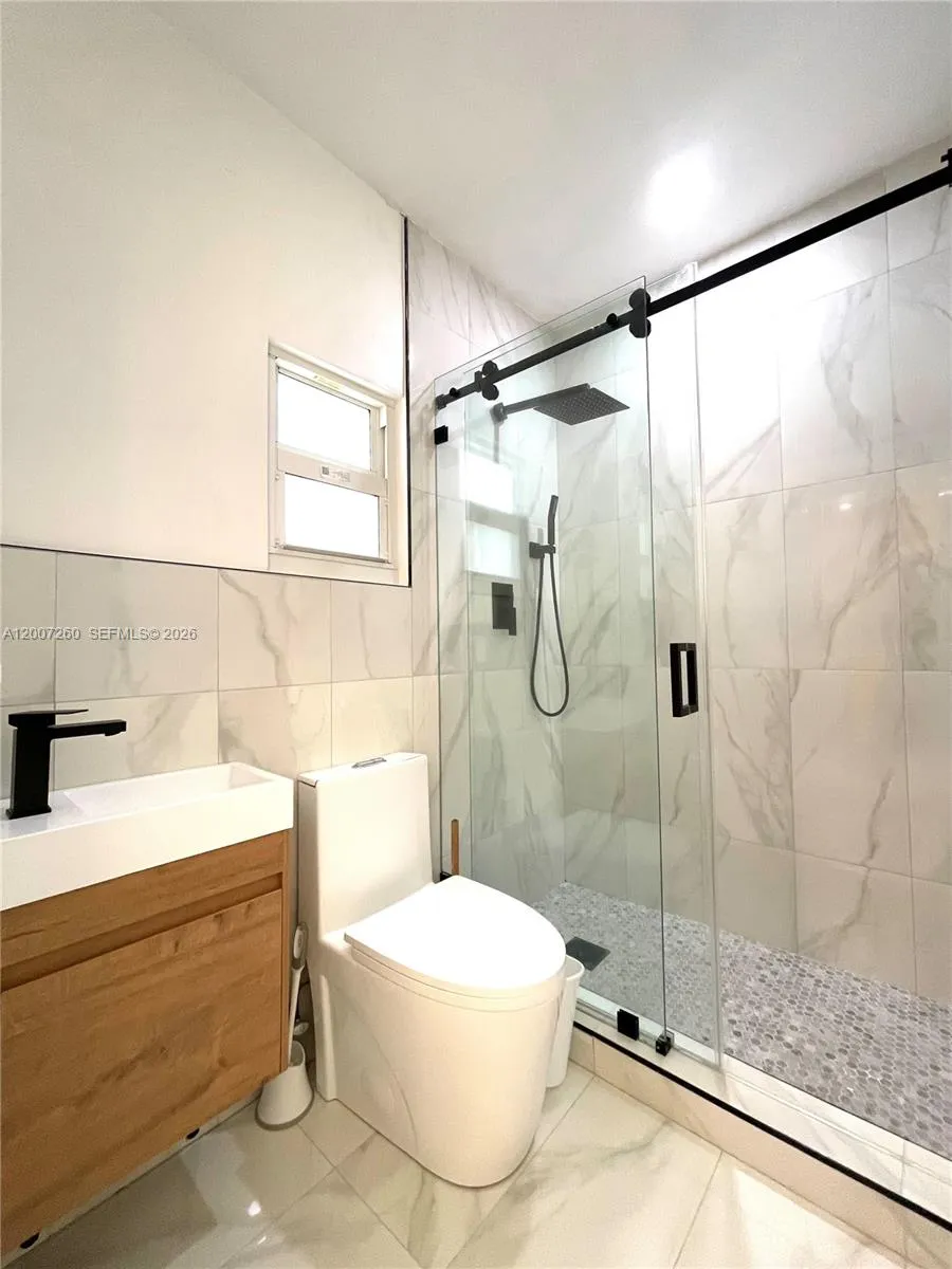 401-403 Ne 14th Ave, Fort Lauderdale, Florida 3330, Fort Lauderdale, Florida 33301, ,Residential Income,For Sale,401-403 Ne 14th Ave, Fort Lauderdale, Florida 3330,A12007260