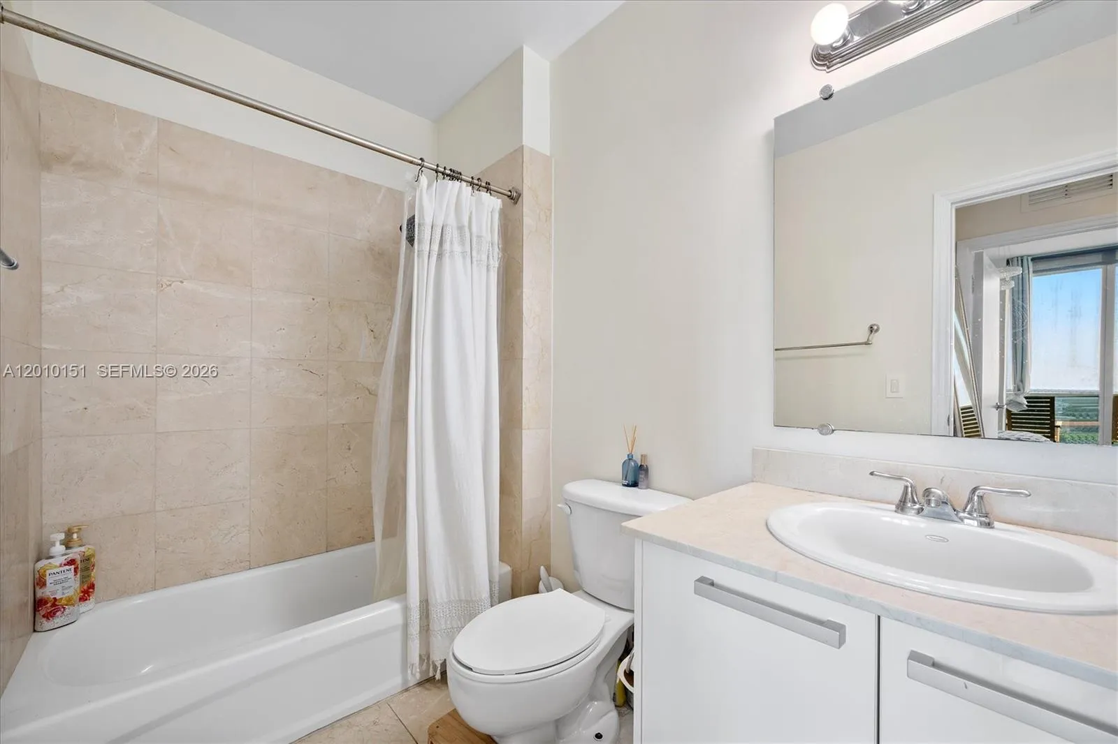 2525 Sw 3rd Ave 1603, Miami, Florida 33129, Miami, Florida 33129, 1 Bedroom Bedrooms, ,1 BathroomBathrooms,Residential,For Sale,2525 Sw 3rd Ave 1603, Miami, Florida 33129,A12010151