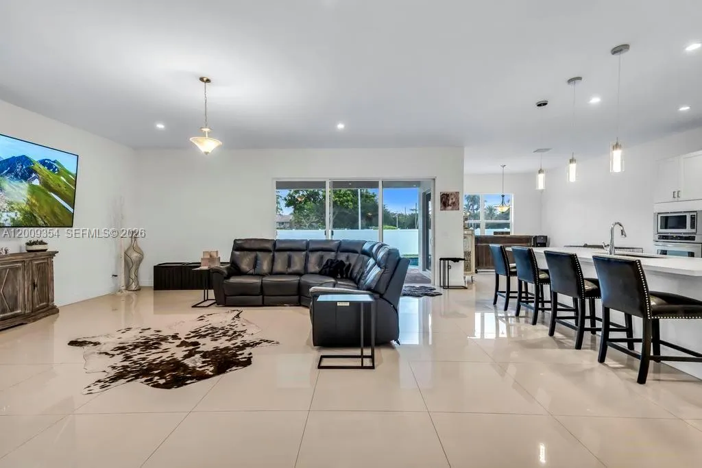 7601 Cavalia Dr, Davie, Florida 33328, Davie, Florida 33328, 6 Bedrooms Bedrooms, ,5 BathroomsBathrooms,Residential,For Sale,7601 Cavalia Dr, Davie, Florida 33328,A12009354