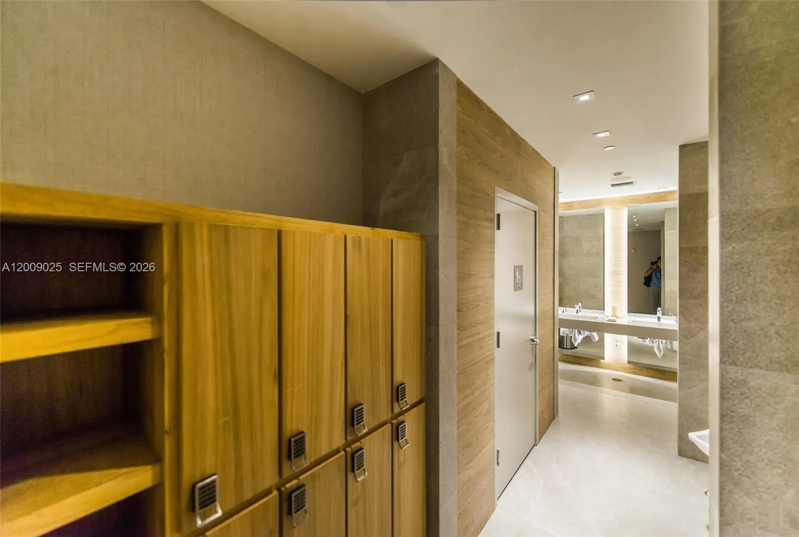 1010 Brickell Ave 2910, Miami, Florida 33131, Miami, Florida 33131, ,1 BathroomBathrooms,Residential Lease,For Rent,1010 Brickell Ave 2910, Miami, Florida 33131,A12009025