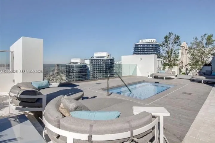 1010 Brickell Ave 2910, Miami, Florida 33131, Miami, Florida 33131, ,1 BathroomBathrooms,Residential Lease,For Rent,1010 Brickell Ave 2910, Miami, Florida 33131,A12009025