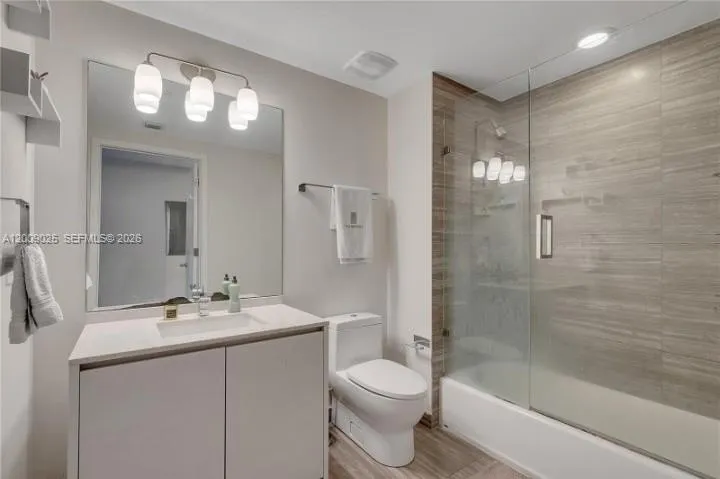 1010 Brickell Ave 2910, Miami, Florida 33131, Miami, Florida 33131, ,1 BathroomBathrooms,Residential Lease,For Rent,1010 Brickell Ave 2910, Miami, Florida 33131,A12009025