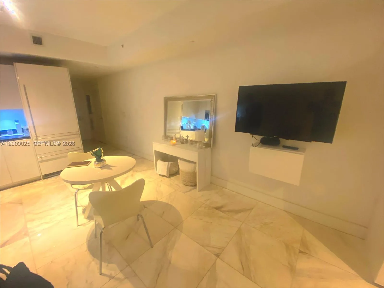 1010 Brickell Ave 2910, Miami, Florida 33131, Miami, Florida 33131, ,1 BathroomBathrooms,Residential Lease,For Rent,1010 Brickell Ave 2910, Miami, Florida 33131,A12009025