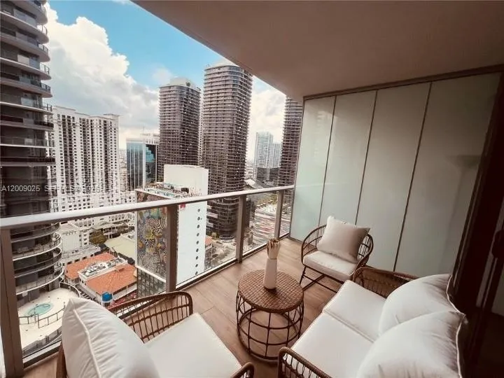 1010 Brickell Ave 2910, Miami, Florida 33131, Miami, Florida 33131, ,1 BathroomBathrooms,Residential Lease,For Rent,1010 Brickell Ave 2910, Miami, Florida 33131,A12009025