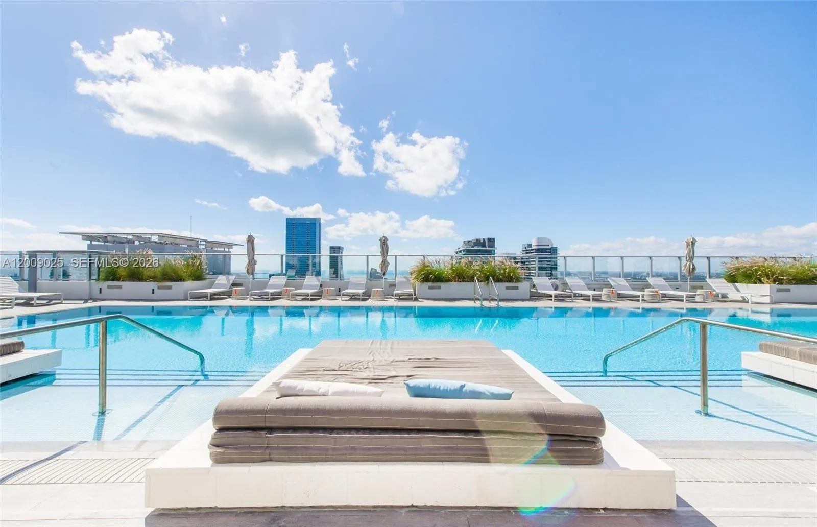 1010 Brickell Ave 2910, Miami, Florida 33131, Miami, Florida 33131, ,1 BathroomBathrooms,Residential Lease,For Rent,1010 Brickell Ave 2910, Miami, Florida 33131,A12009025