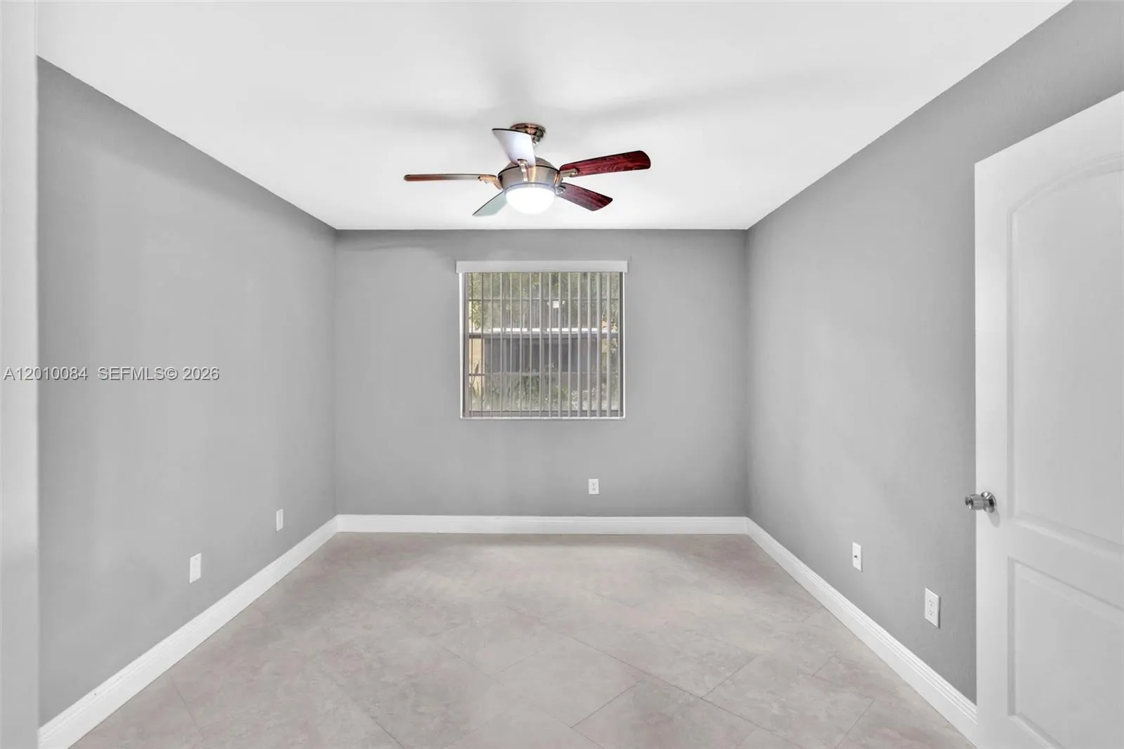 2881 N Oakland Forest Dr 105, Oakland Park, Florid, Oakland Park, Florida 33309, 2 Bedrooms Bedrooms, ,2 BathroomsBathrooms,Residential Lease,For Rent,2881 N Oakland Forest Dr 105, Oakland Park, Florid,A12010084