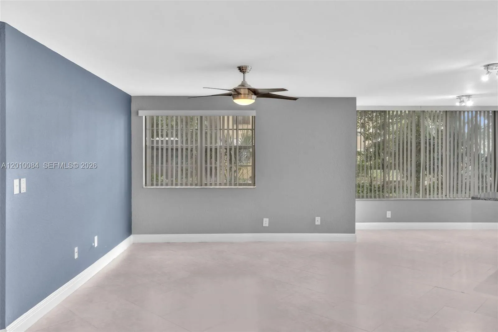 2881 N Oakland Forest Dr 105, Oakland Park, Florid, Oakland Park, Florida 33309, 2 Bedrooms Bedrooms, ,2 BathroomsBathrooms,Residential Lease,For Rent,2881 N Oakland Forest Dr 105, Oakland Park, Florid,A12010084