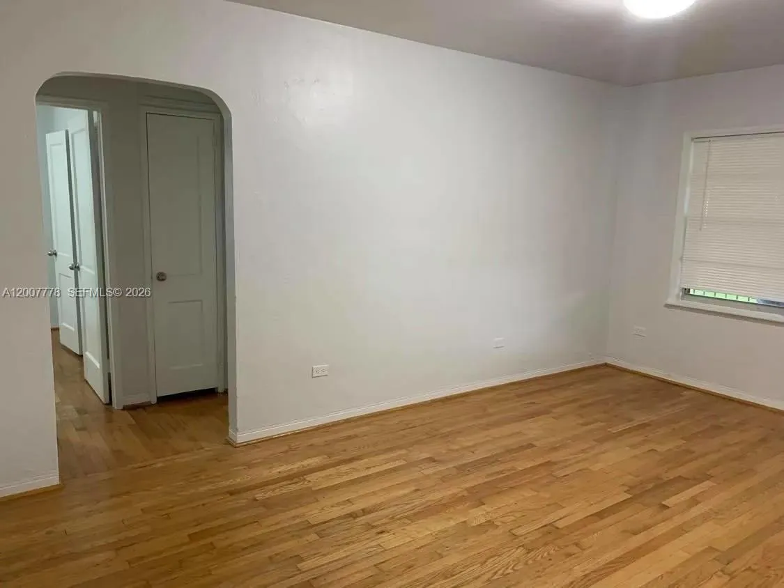 4289 Nw 5th St, Miami, Florida 33126, Miami, Florida 33126, 3 Bedrooms Bedrooms, ,1 BathroomBathrooms,Residential,For Sale,4289 Nw 5th St, Miami, Florida 33126,A12007778
