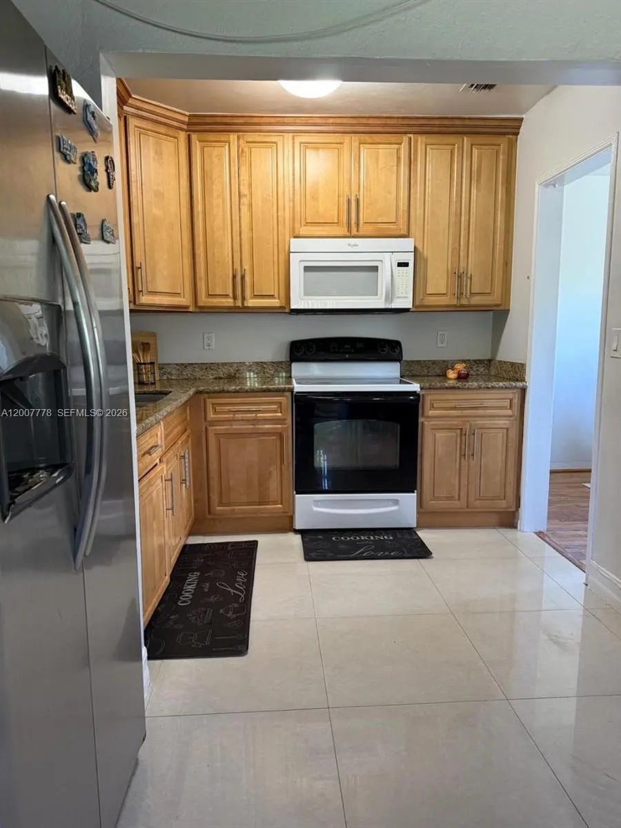 4289 Nw 5th St, Miami, Florida 33126, Miami, Florida 33126, 3 Bedrooms Bedrooms, ,1 BathroomBathrooms,Residential,For Sale,4289 Nw 5th St, Miami, Florida 33126,A12007778