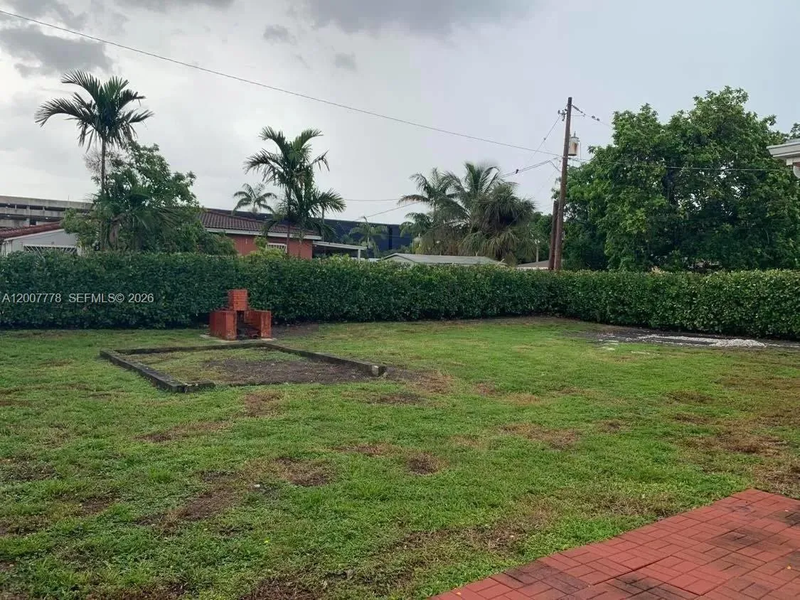 4289 Nw 5th St, Miami, Florida 33126, Miami, Florida 33126, 3 Bedrooms Bedrooms, ,1 BathroomBathrooms,Residential,For Sale,4289 Nw 5th St, Miami, Florida 33126,A12007778