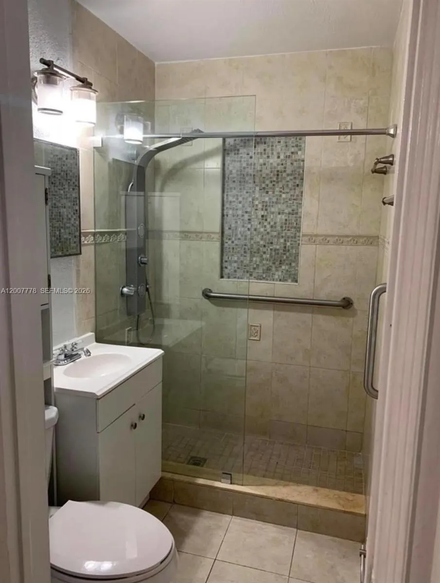 4289 Nw 5th St, Miami, Florida 33126, Miami, Florida 33126, 3 Bedrooms Bedrooms, ,1 BathroomBathrooms,Residential,For Sale,4289 Nw 5th St, Miami, Florida 33126,A12007778