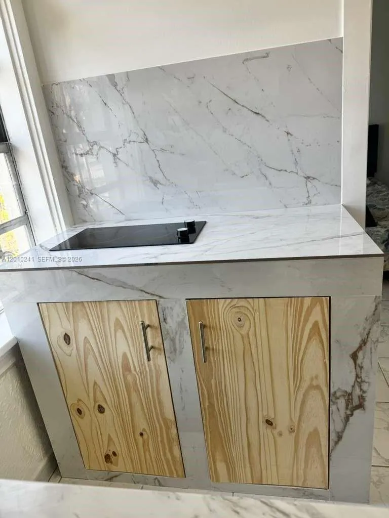 Kitchen 1