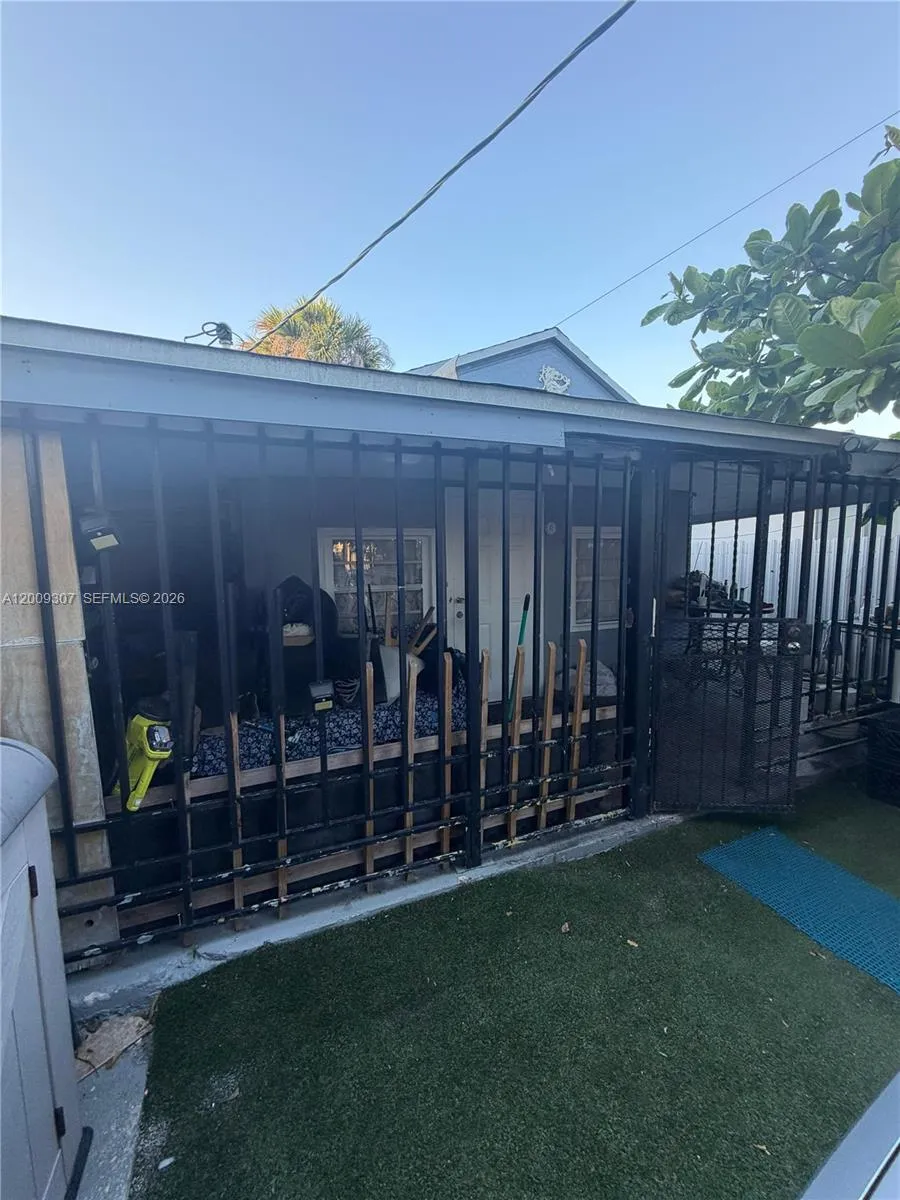 1111 Nw 26th St, Miami, Florida 33127, Miami, Florida 33127, ,Residential Income,For Sale,1111 Nw 26th St, Miami, Florida 33127,A12009307