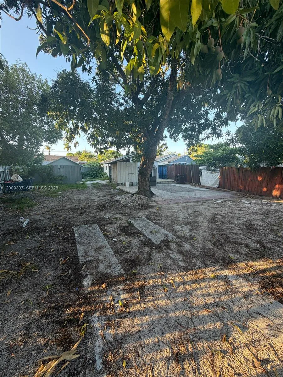 1111 Nw 26th St, Miami, Florida 33127, Miami, Florida 33127, ,Residential Income,For Sale,1111 Nw 26th St, Miami, Florida 33127,A12009307