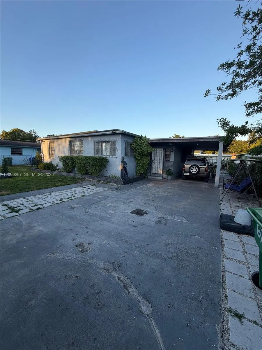 6741 Nw 6th Ct, Miami, Florida 33150, Miami, Florida 33150, ,Residential Income,For Sale,6741 Nw 6th Ct, Miami, Florida 33150,A12009297