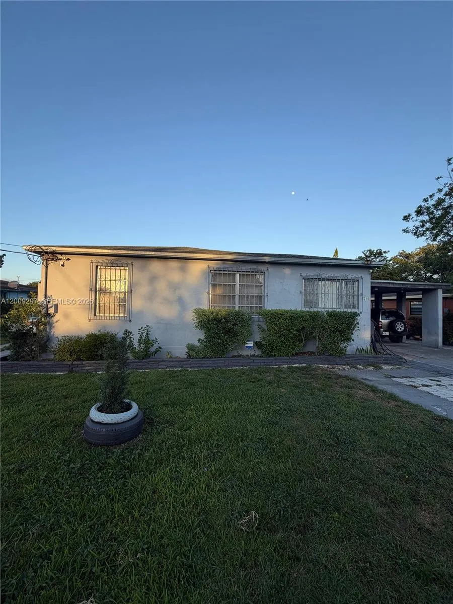 6741 Nw 6th Ct, Miami, Florida 33150, Miami, Florida 33150, ,Residential Income,For Sale,6741 Nw 6th Ct, Miami, Florida 33150,A12009297