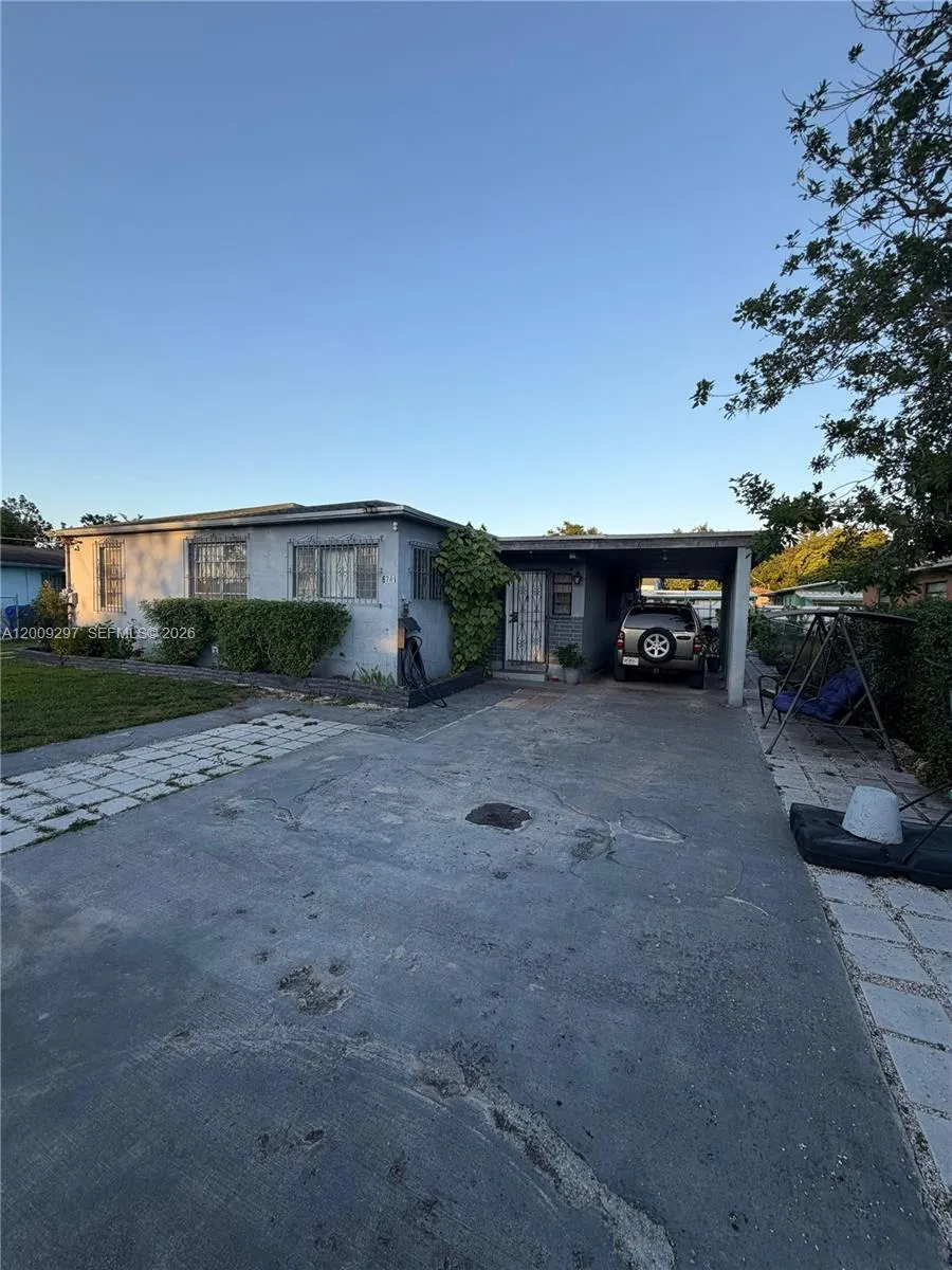 6741 Nw 6th Ct, Miami, Florida 33150, Miami, Florida 33150, ,Residential Income,For Sale,6741 Nw 6th Ct, Miami, Florida 33150,A12009297