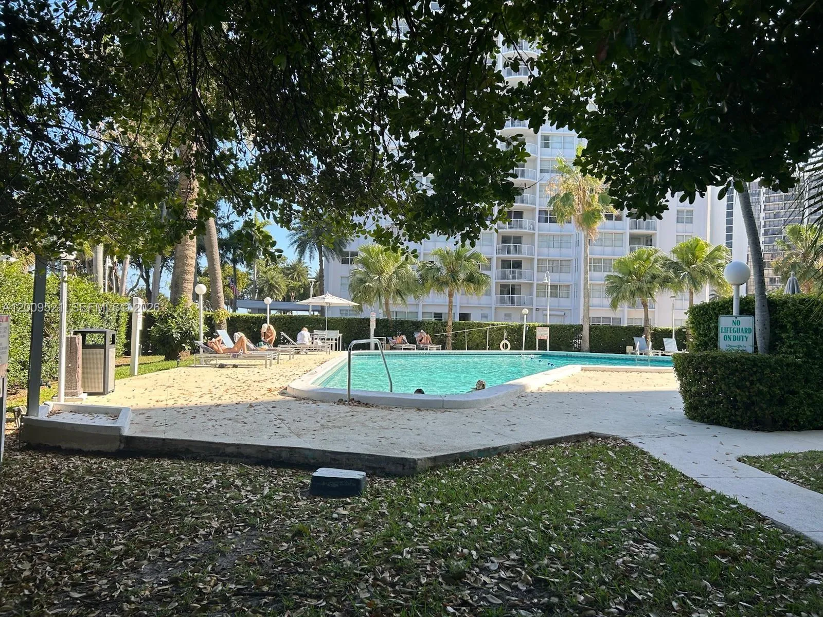 1408 Brickell Bay Dr 1002, Miami, Florida 33131, Miami, Florida 33131, 1 Bedroom Bedrooms, ,1 BathroomBathrooms,Residential Lease,For Rent,1408 Brickell Bay Dr 1002, Miami, Florida 33131,A12009521